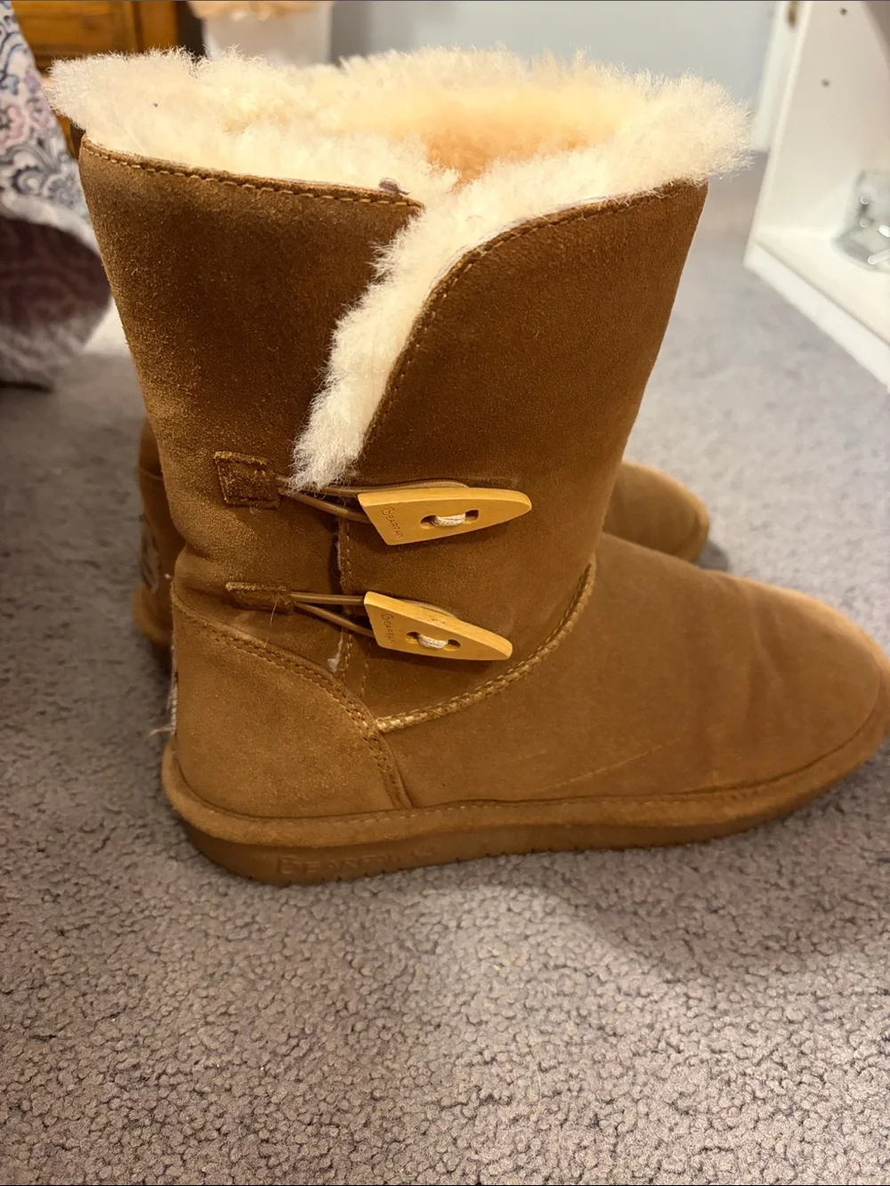 BearPaw Women's Chestnut Brown Shearling-Lined Ankle Booties